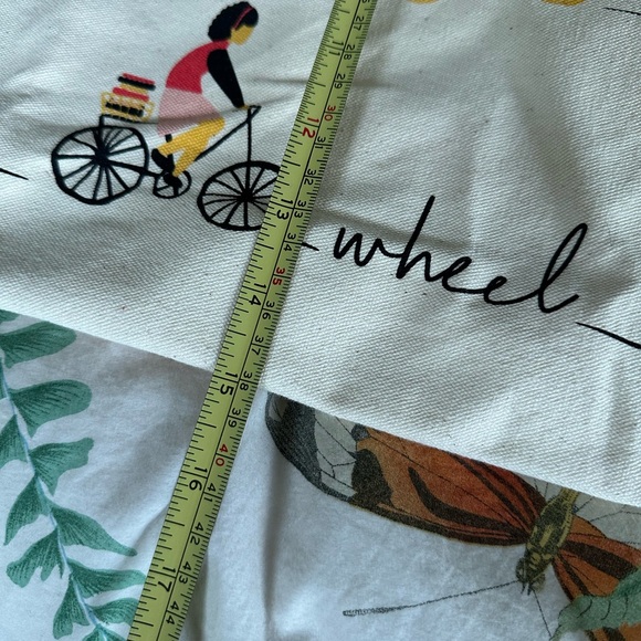 NWT Indigo Keep it Wheel Tote Bag - Picture 5 of 5